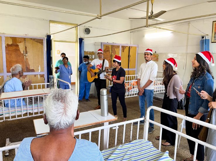 Join us in celebrating Christmas with hospital patients