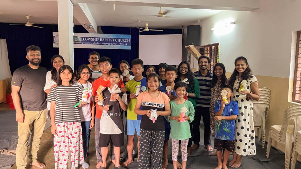 LML Volunteers group photo at Lions Hope Home 